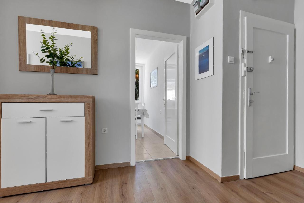 Apartment Riva Makarska Ngoại thất bức ảnh