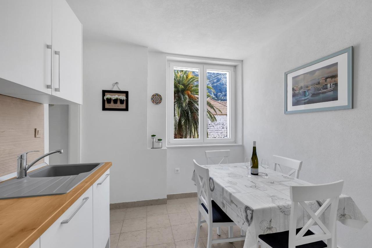 Apartment Riva Makarska Ngoại thất bức ảnh