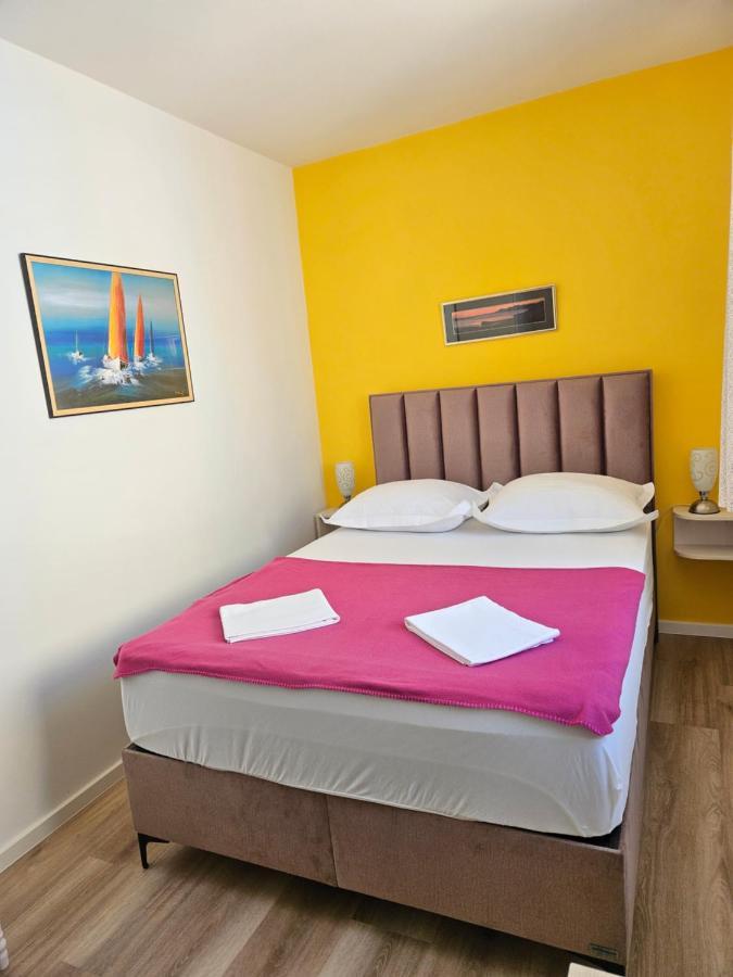 Apartment Riva Makarska Ngoại thất bức ảnh